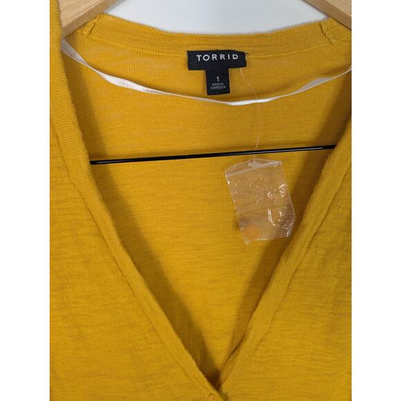 NWOT Torrid Yellow Everyday V-neck Pocket Buttoned Sweater Cardigan - Picture 5 of 7